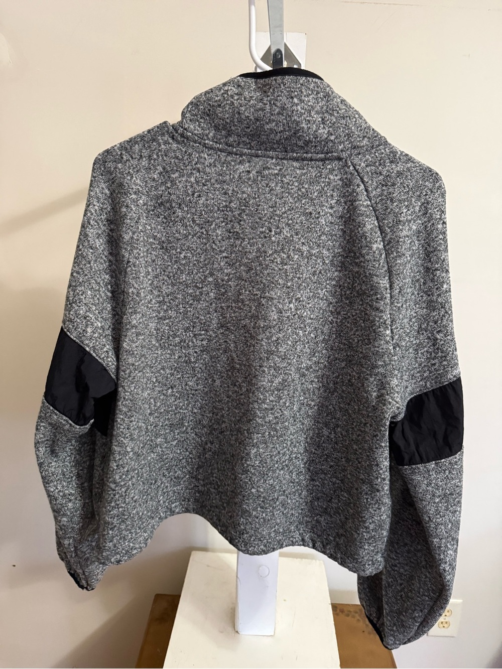 Victoria's Secret PINK Sweater - Picture 5 of 7